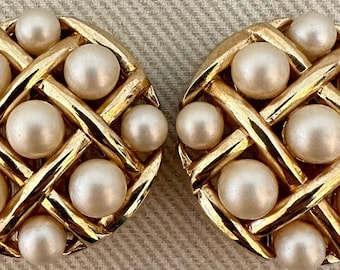 Timeless TRIFARI Pearl Latticework Clip On Statement Earrings