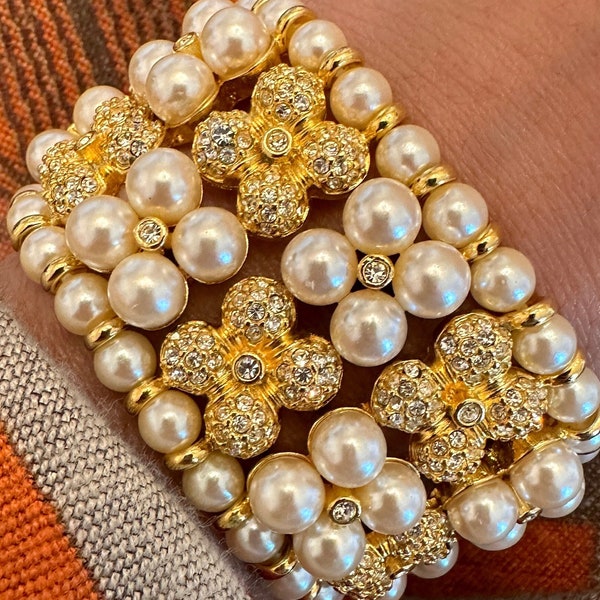 Breathtaking BAROQUE PEARL Chunky Vintage Signed Joan Rivers Bracelet