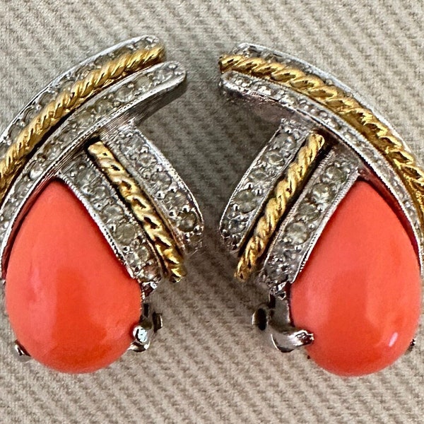 Gorgeous POLCINI Deco Coral Cabochon Clip On Statement Earrings