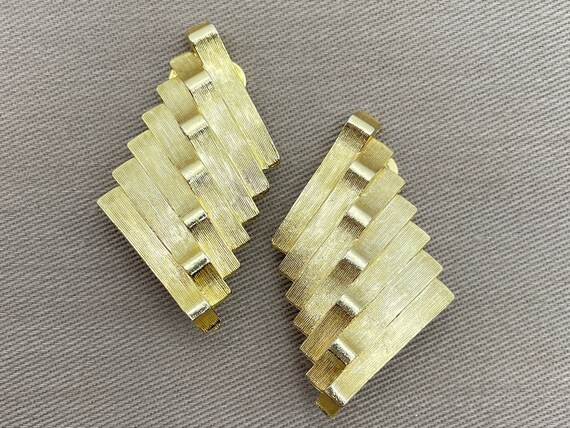 Modernist Geometric Gold Statement Clip On Earrin… - image 3