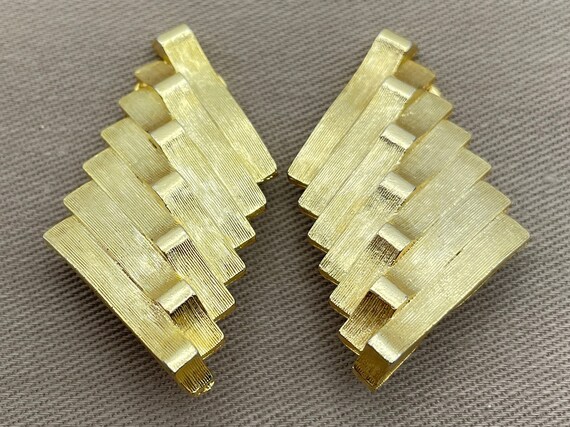 Modernist Geometric Gold Statement Clip On Earrin… - image 2