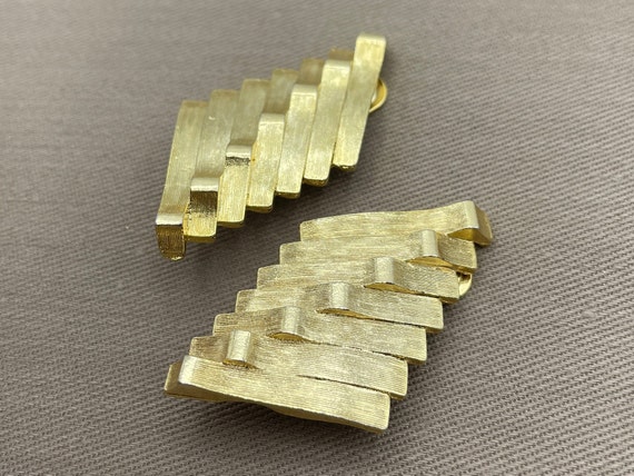 Modernist Geometric Gold Statement Clip On Earrin… - image 5