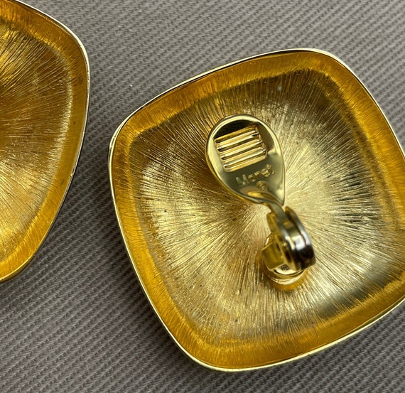 Bold MONET Signed Gold Clip On Statement Earrings… - image 6