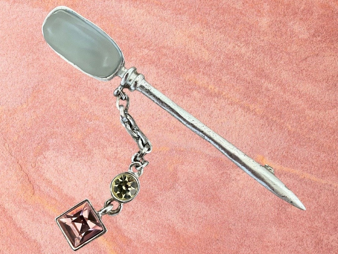 Rarest KARL LAGERFELD Dagger Brooch Antique Silver Tone Vintage rarest-karl-lagerfeld-dagger-brooch-antique-silver-tone-vintage