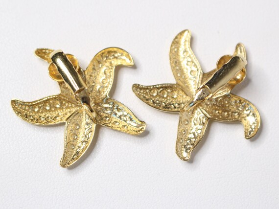 Gold Starfish Statement Earrings - Unsigned Vinta… - image 4