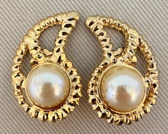Vintage Deco Faux Pearl Clip On Statement Earrings