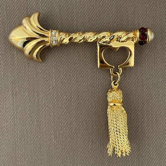 Vintage Key and Tassel Ruby Cabochon Brooch - image 2