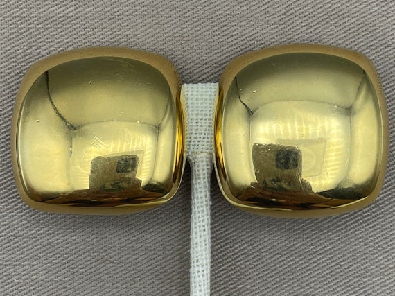 Bold MONET Signed Gold Clip On Statement Earrings… - image 1