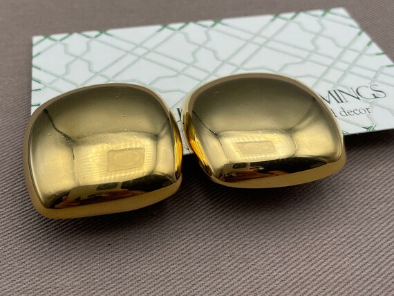 Bold MONET Signed Gold Clip On Statement Earrings… - image 4
