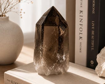 Punta de cuarzo ahumado natural, cristal de cuarzo ahumado en bruto, torre de cuarzo ahumado, punta de cristal pulida, espécimen mineral, regalo de decoración para el hogar