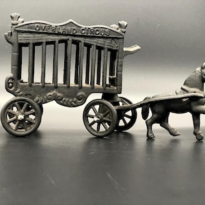 Vintage Iron Art Overland Circus Wagon and Horse