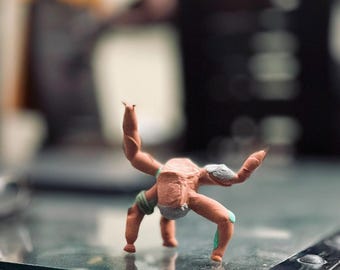 Clay figurine rocky from project hail mary
