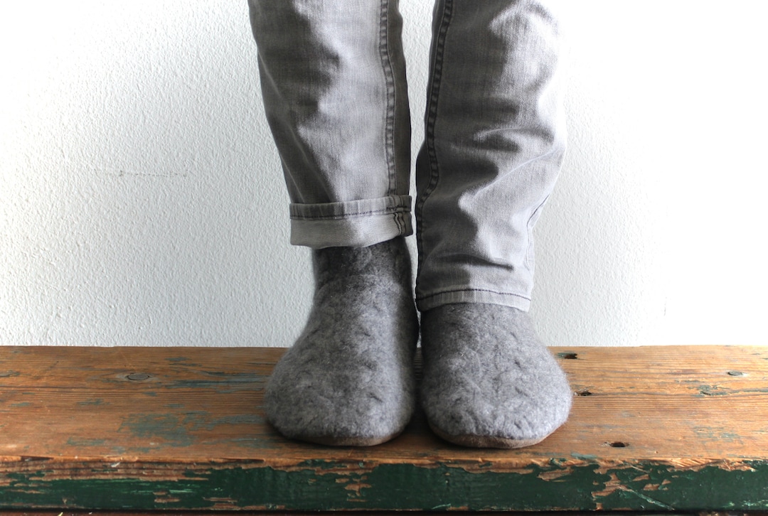 mens cashmere slippers
