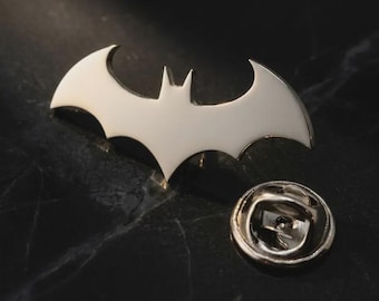 Batman-inspirerad kavajnål – Brosch med fladdermussymbol, emaljmärke i rostfritt stål, DC-superhjälte Gotham-present till serietidningsfans, filmsmycken