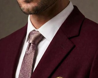 Gold Tiger Pocket Square Clip – Men's Formal Wear Accessory – Groom Wedding Brooch