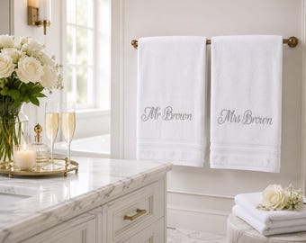 Personalized His & Hers Bath Towels | Custom Mr and Mrs Cotton Towels (Embroidered in Canada)