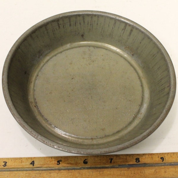 Vintage 6.5" Pie Pan Tin Baking Deep Dishes Plate for Fruit or Shepherd's Meat Pot Pies