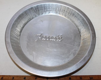 Vintage Hannah&#39;s Pie Pan Logo Baking Dish Plate Aluminum?