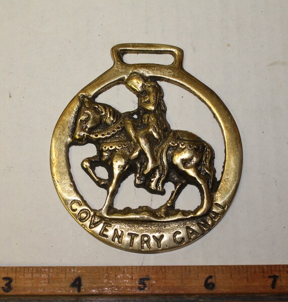 VINTAGE: Solid Brass English Medallion - Wheat Horse Harness