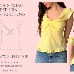 Puede incluir: Un patrón de costura en PDF para un top con volantes Willow, que incluye instrucciones para un top amarillo sin mangas con cuerpo fruncido, tirantes con volantes y dobladillo con volantes. El texto dice PDF SEWING PATTERN + INSTRUCTIONS, WILLOW RUFFLE TOP, Difficulty level: Confident Beginner, Sizes: XS - XL.