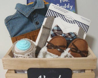 Junge Junior Entdecker Geschenkkorb