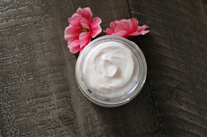 Skin Food Anti-Aging Guava Face Cream Natural Strawberry Guava Scent Extra Moisturizing Formula Natural Skin Care Handmade Skincare image 5