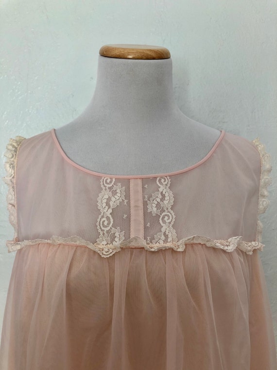 1970s Vanity Fair nightgown / size L - image 3