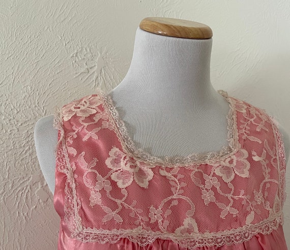Vintage sleeveless nightgown / bubblegum pink / l… - image 1