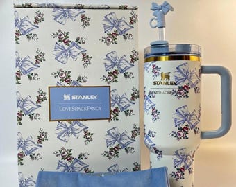 Stanley x LoveShackFancy 40oz Tumbler Holiday Rosa Beaux Blue Gift Box