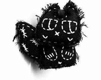 Pingente de bolsa em jeans estilo grunge industrial
