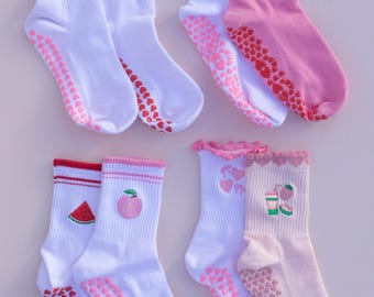 Pilates Grip Socks Embroider Pink and Red