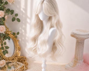Parrucca lunga bionda ondulata fatta a mano con frangia a tendina / Morbidi capelli da fata platino / Parrucca romantica per cosplay, ideale per tutti i giorni
