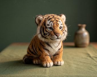Needle Felting Kit for Beginners Cute Tiger DIY Craft Set Stress Relief Hobby Gift for Her