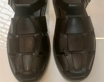 Handmade Unisex Black Leather Fisherman Sandals, Adjustable Buckle Strap Shoes