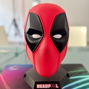 Maska Deadpoola – wydruk 3D | Cosplay, kolekcja i ekspozycja