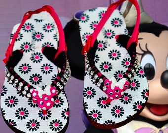 Details about   Disney  Girl's MINNIE MOUSE Flip Flop Sandals  NWT  size 11-12 