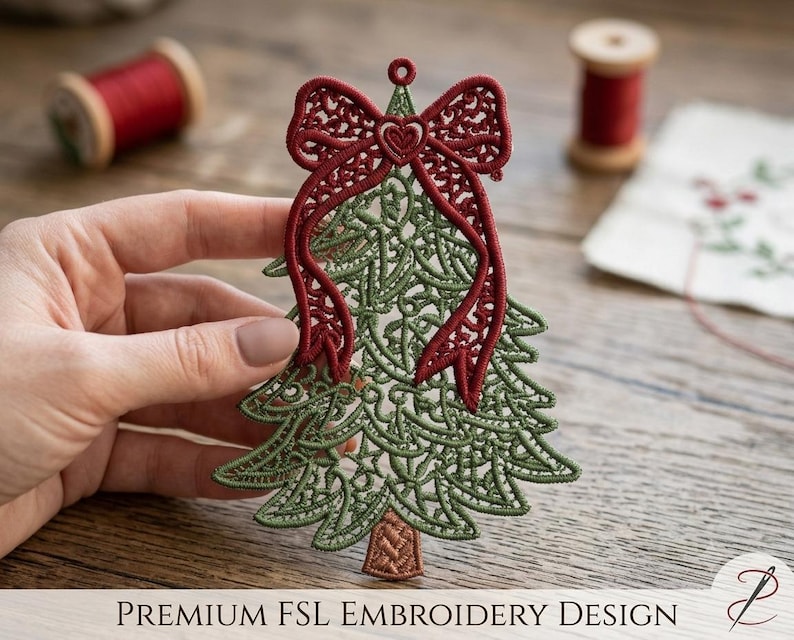 FSL Weihnachtsbaum Ornament Stickdatei, freistehender Spitzenbaum mit Schleife, Feiertagsdekor, Stickdatei Bild 4