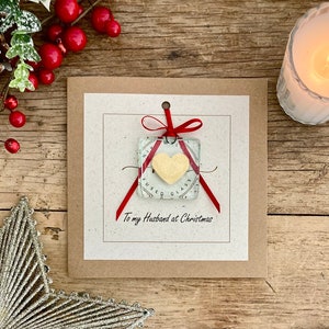 À mon mari à Noël. Carte faite main avec coeur en or.  Un souvenir pour toujours en verre fusionné. Carte spéciale de Noël