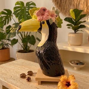 Ceramic Toucan Vase, Tropical Bird Flower Pot, Hibiscus Crown Toucan Statue, Exotic Jungle Home Decor, Quirky Bird Lover Gift