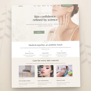 Peut inclure: Une page d'accueil de site web pour la clinique Aurea Dermatology & Aesthetic Clinic présentant une section héro avec une personne touchant son cou, le texte Skin confidence, refined by science, et des sections sur l'expertise médicale.