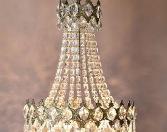 Empire French Country Crystal Chandelier: 1970s Vintage ceiling light, Antique Brass Indoor Lamp, FREE WORLDWIDE DUTIES