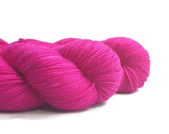 Sock Yarn - Aussie Sock Yarn - 4ply Yarn - Fingering Yarn - Handdyed Yarn - Lola Montes