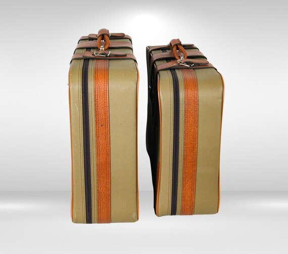 1970s Set of 2 Travel Luggage Suitcases by Kaleid… - image 4