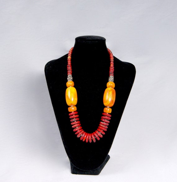 Beaded Butterscotch Bakelite Necklace Jewellery - image 4