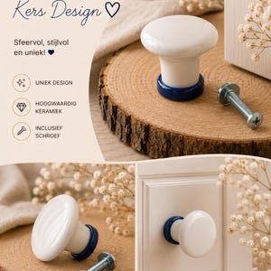 Op de afbeelding: Een witte keramische deurknop met een glanzende afwerking en een donkerblauwe voet, vergezeld van een metalen montageschroef. Het product bevat de tekst EMI OUTLET, DEURKNOP, Kers Design, UNIEK DESIGN, HOOGWAARDIG KERAMIEK, INCLUSIEF SCHROEF, PERFECT VOOR KASTEN, LADES, DEUREN, INTERESSE? STUUR EEN BERICHT!