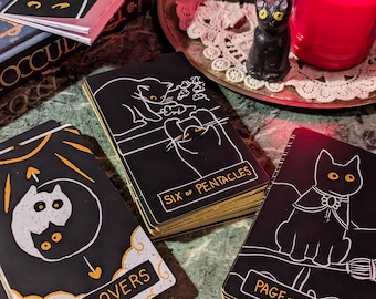 Baraja de Tarot del Gato Negro – Tarot de 78 cartas creado por un artista – Para amantes de los gatos – Ilustraciones adorables – Inspirada en Rider Waite