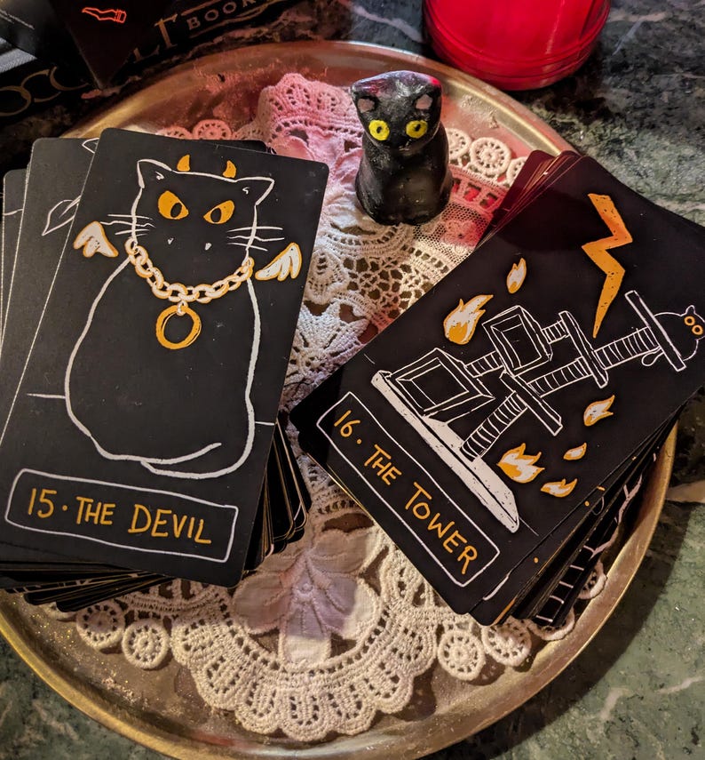 Black Cat Tarot | In de leegte | Kunstenaar gemaakt | Op Rider Waite geïnspireerd kaartspel met 78 kaarten | Cadeau occulte heks afbeelding 1