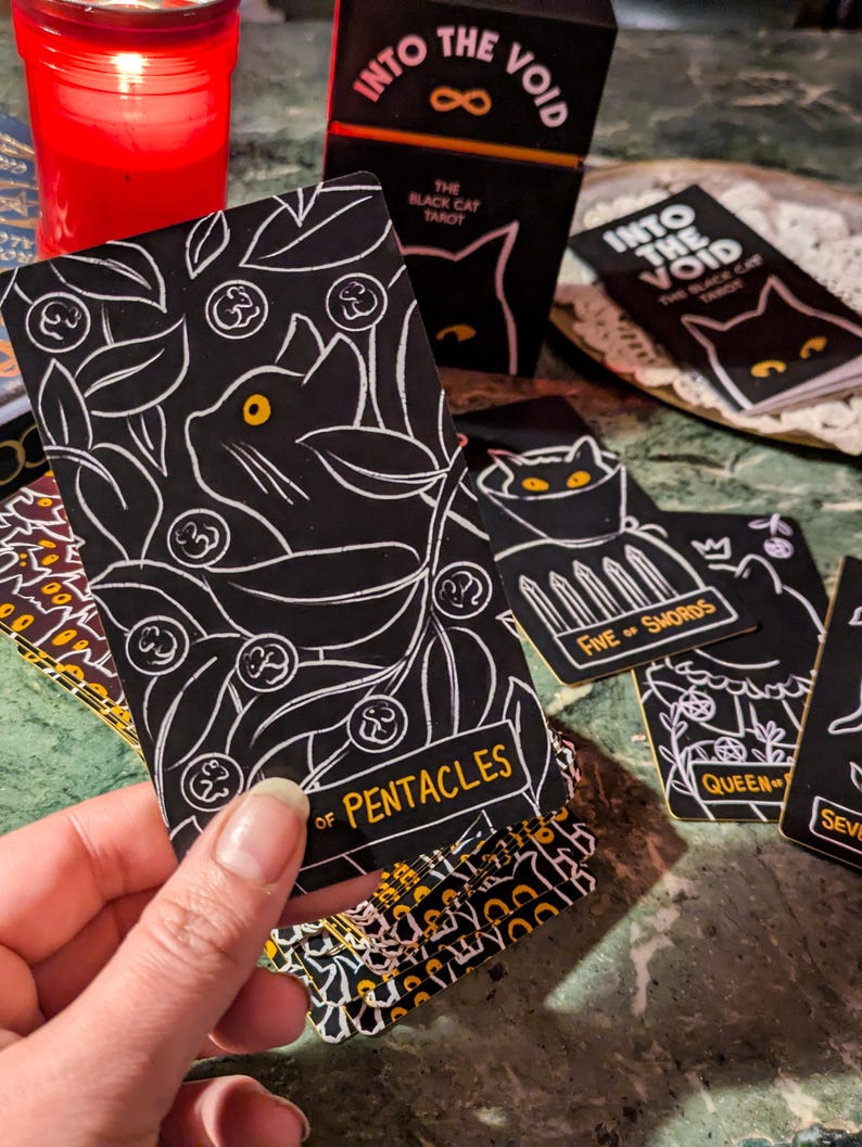Black Cat Tarot | In de leegte | Kunstenaar gemaakt | Op Rider Waite geïnspireerd kaartspel met 78 kaarten | Cadeau occulte heks afbeelding 5