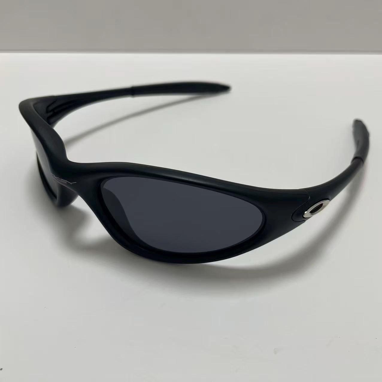 Oakley minute 1.0 - Etsy 日本