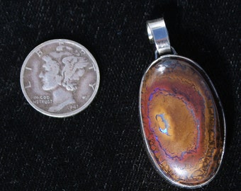 koroit opal pendant